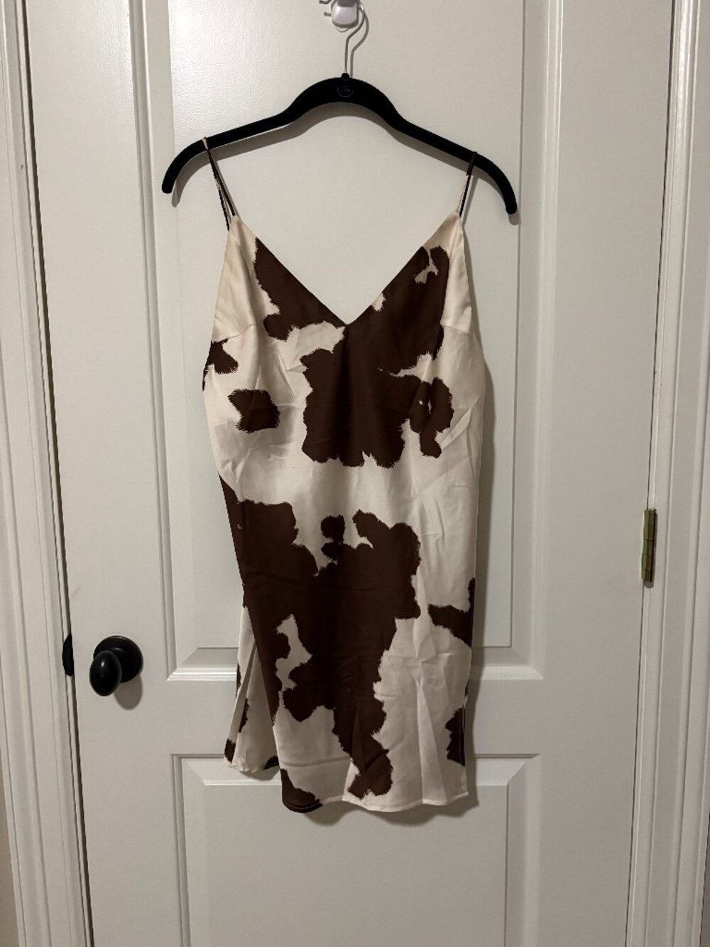 Princess Polly Cow Print Mini Dress – Size 8 🤎🐄